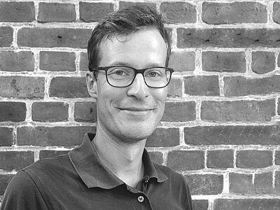 Kilian_Kaiser_Kontakt_blumenbaer.jpg  